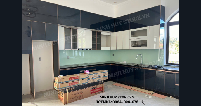 TỦ BẾP INOX 304 CÁNH KÍNH 